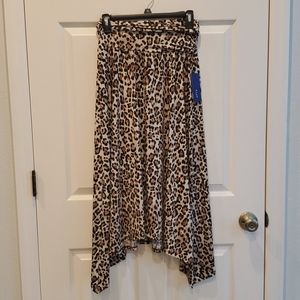 Leopard print skirt